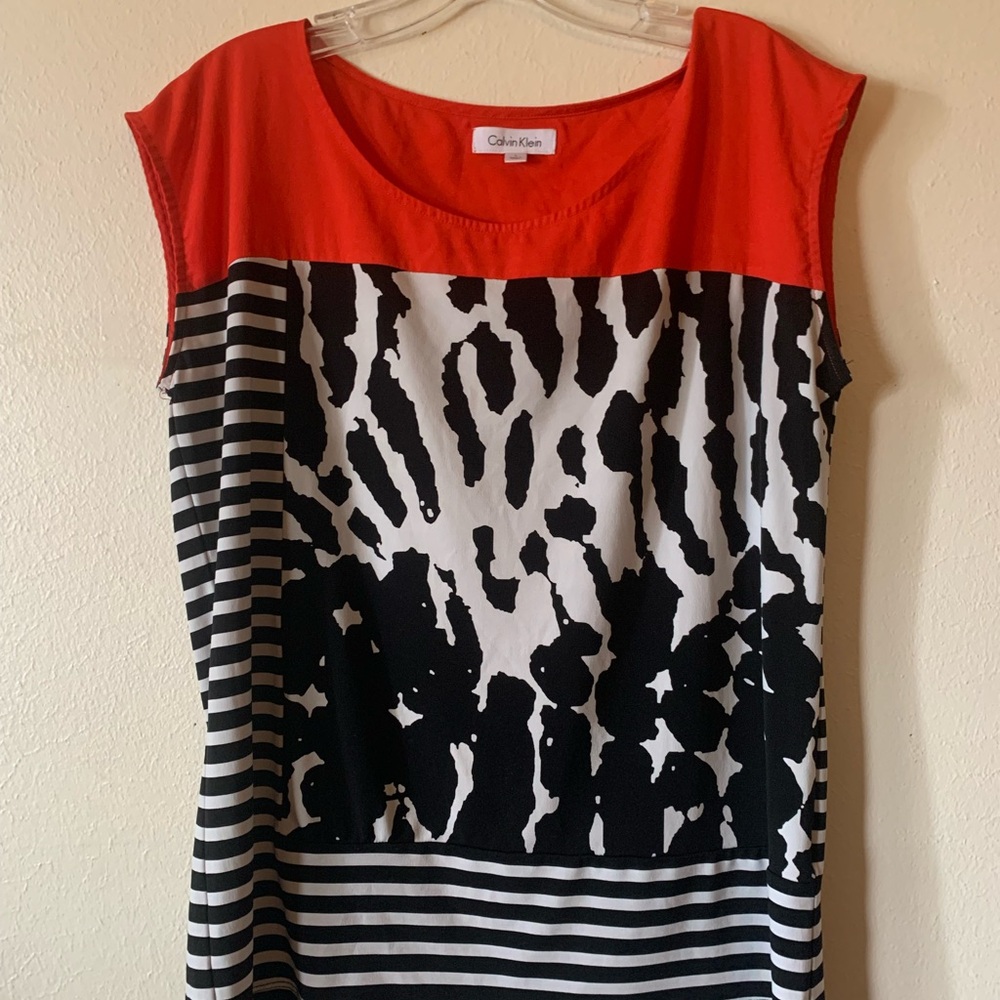 Calvin Klein Women's Red and Black Patterned Top
